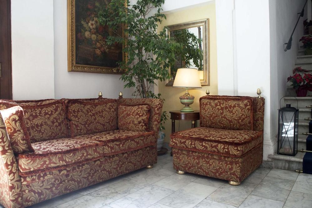 Relais Hotel Antico Palazzo Rospigliosi Rome Bagian luar foto