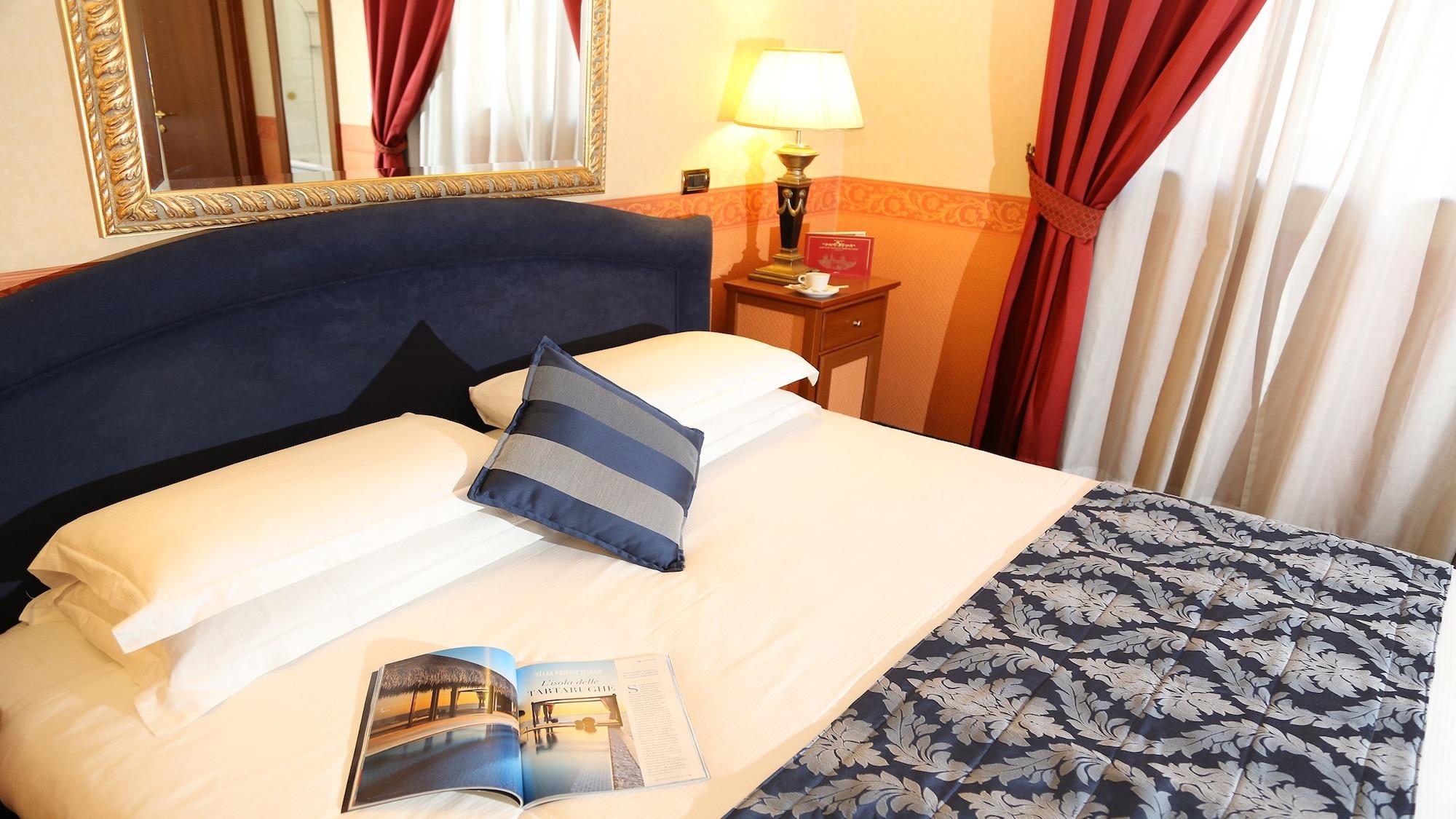 Relais Hotel Antico Palazzo Rospigliosi Rome Bagian luar foto