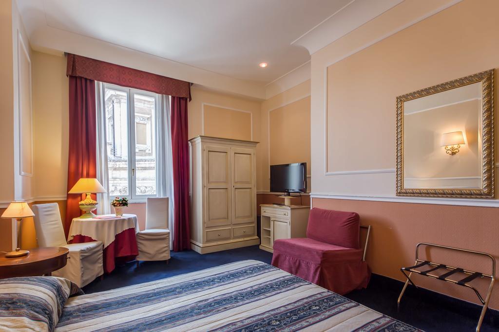 Relais Hotel Antico Palazzo Rospigliosi Rome Bagian luar foto